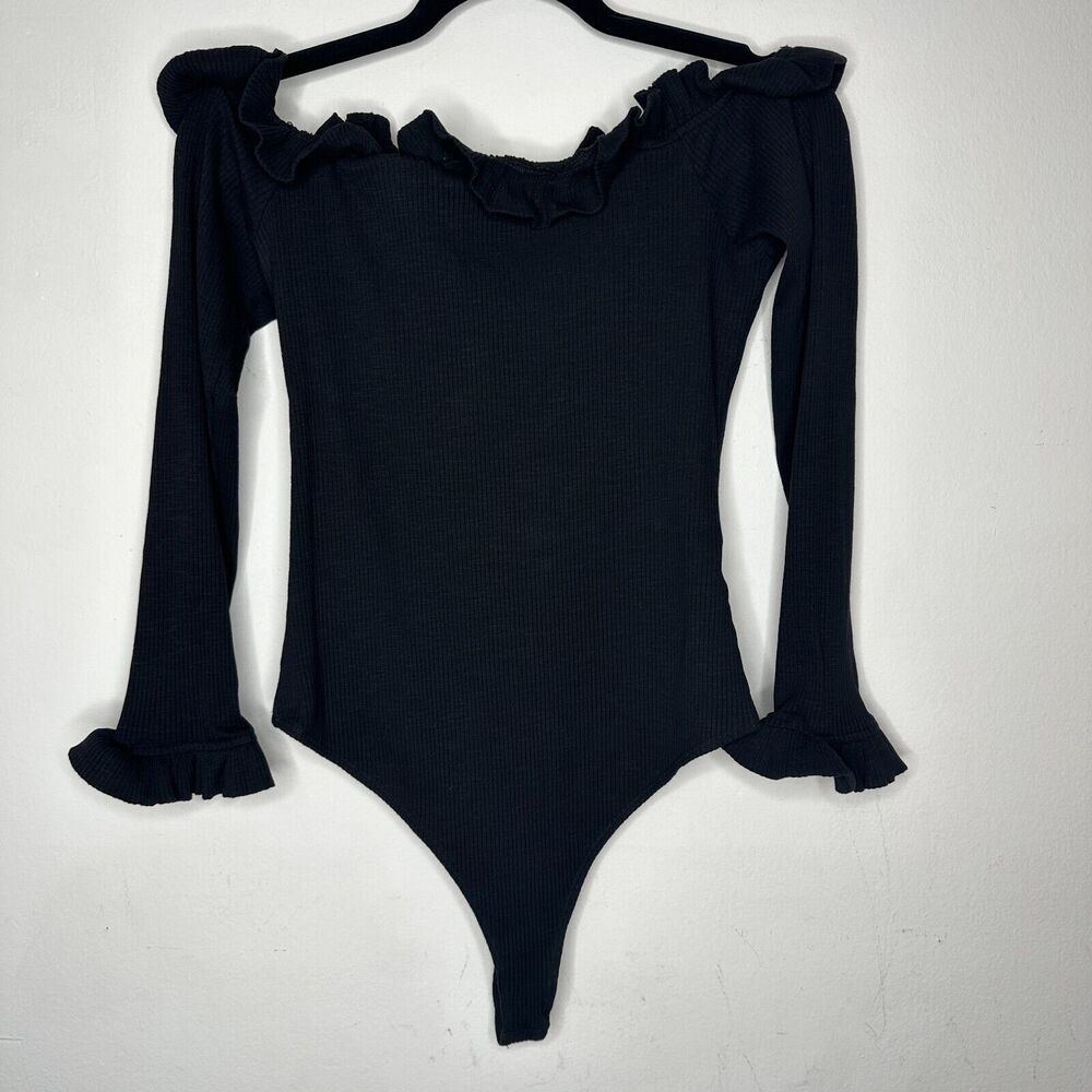 Lovers + Friends Hudson Black Rib Ruffle Off Shoulder Long Sleeve Bodysuit Large